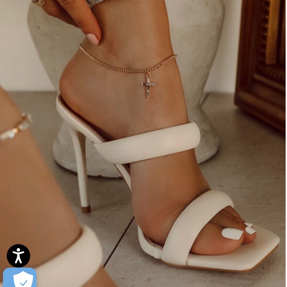 Brand new heels in size 9